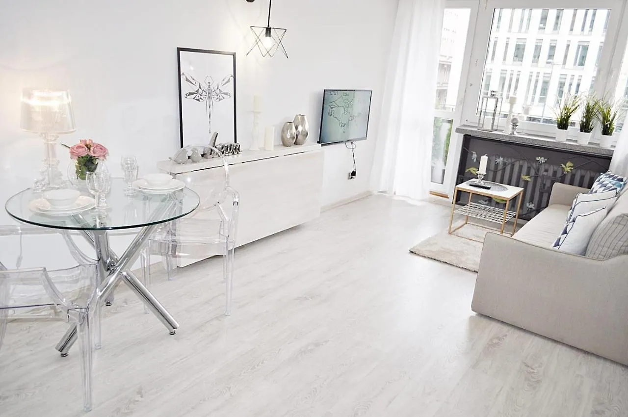 Golden View Apartment Warsaw
